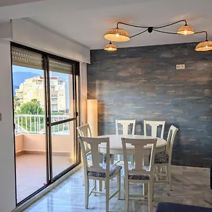 - Primera Línea De Playa Junto Al Paseo Marítimo Apartamento