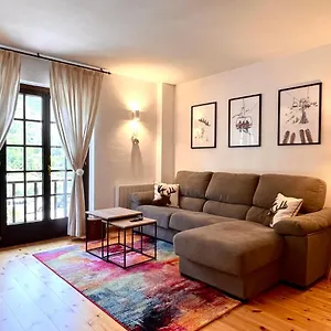 https://apartament-les-3-valls.catalonia-hotels.com